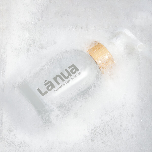 La Nua Foaming Cleaner